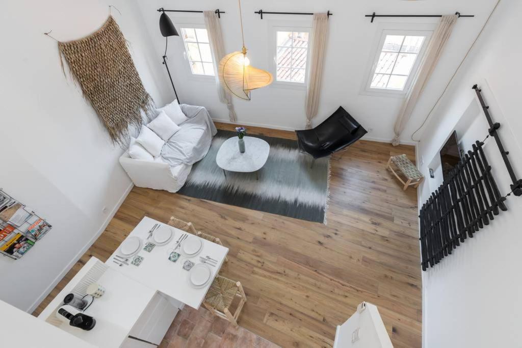 Malonat Duplex - Old Town Apartment Ница Екстериор снимка